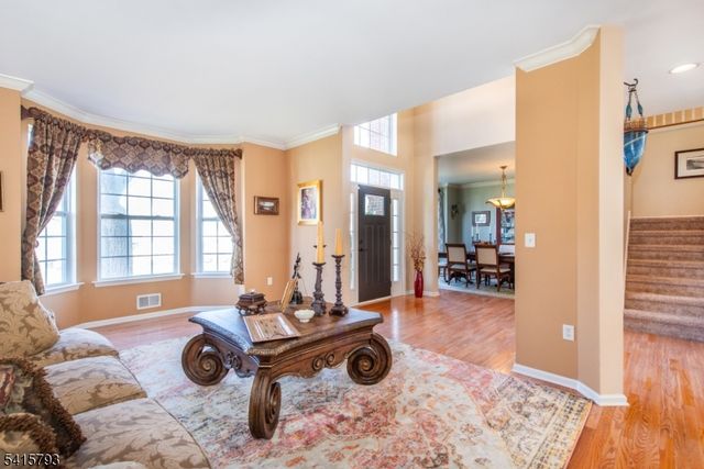 38 Saunders Ln, Mount Olive Twp., NJ 07840