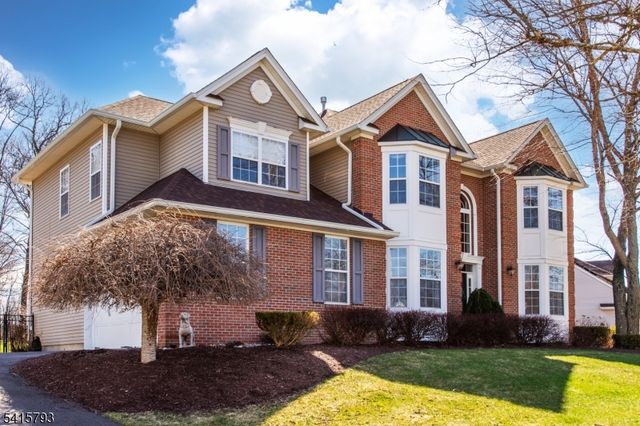 38 Saunders Ln, Mount Olive Twp., NJ 07840
