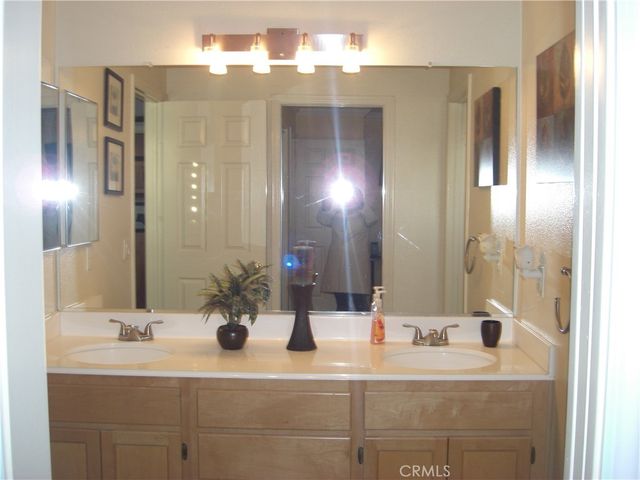 1276 Roberta Court, Simi Valley, CA 93065