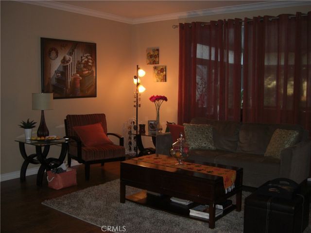 1276 Roberta Court, Simi Valley, CA 93065