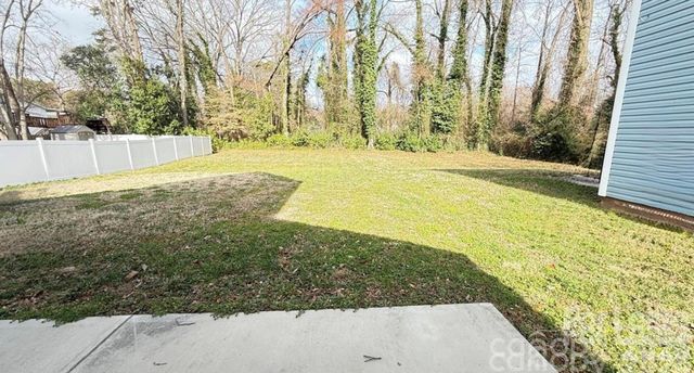 3205 Shamrock Drive, Charlotte, NC 28215