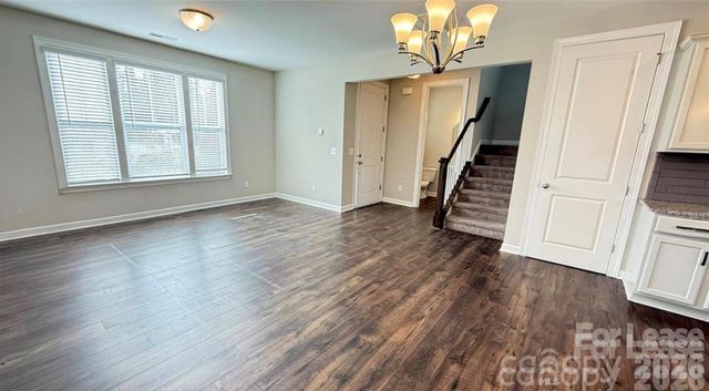 3205 Shamrock Drive, Charlotte, NC 28215
