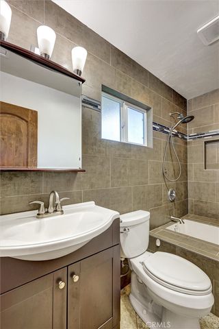 2428 Hutchison Street, Vista, CA 92084