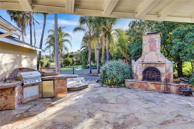 2428 Hutchison Street, Vista, CA 92084