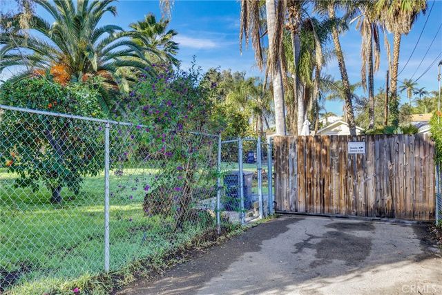 2428 Hutchison Street, Vista, CA 92084
