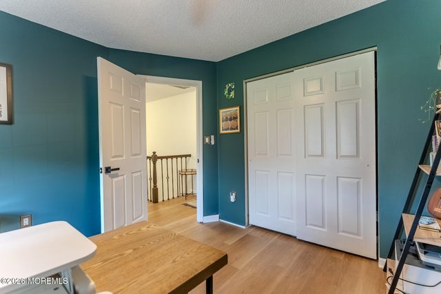 33 Farragut Square, Freehold, NJ 07728