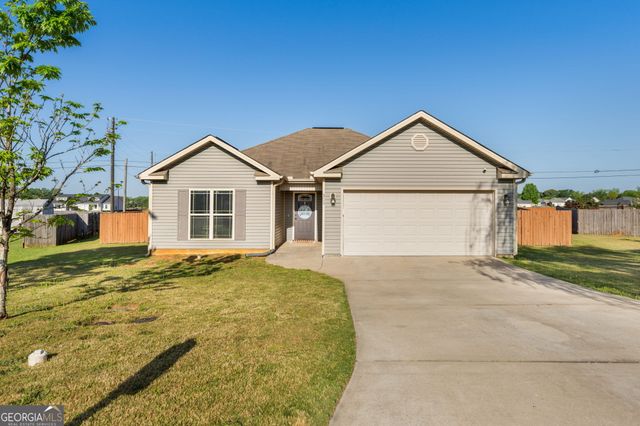 304 Worchester Circle, Perry, GA 31069