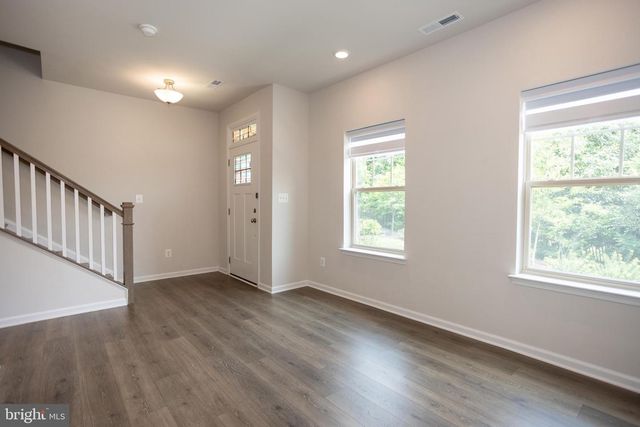 9365 BARNES LOOP, Manassas, VA 20110