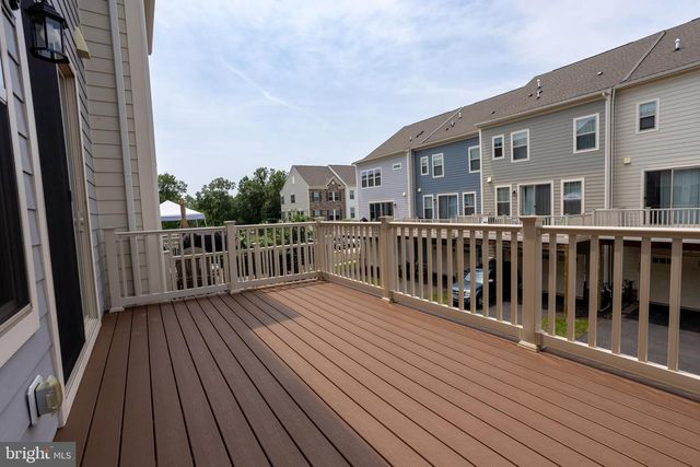 9365 BARNES LOOP, Manassas, VA 20110