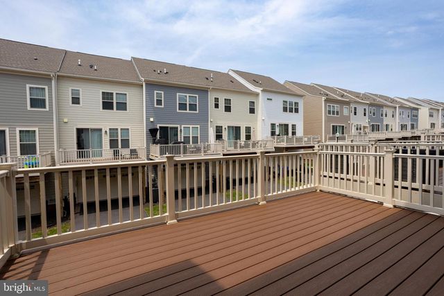 9365 BARNES LOOP, Manassas, VA 20110