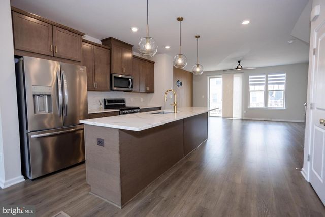 9365 BARNES LOOP, Manassas, VA 20110