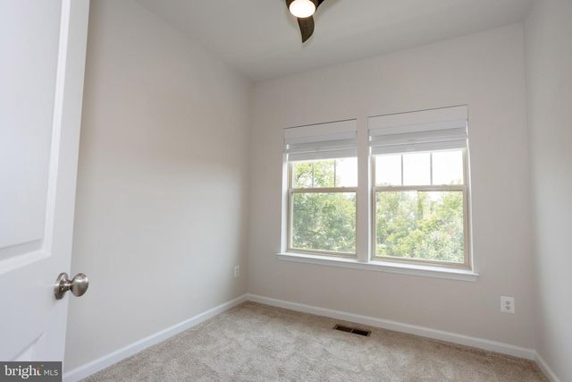 9365 BARNES LOOP, Manassas, VA 20110