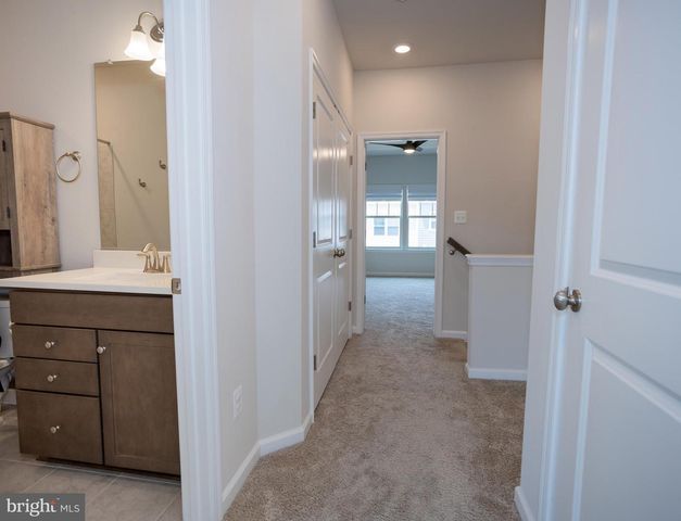 9365 BARNES LOOP, Manassas, VA 20110