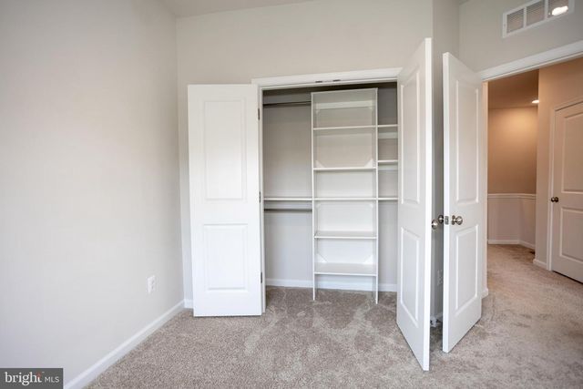 9365 BARNES LOOP, Manassas, VA 20110
