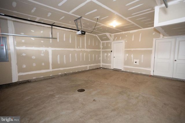 9365 BARNES LOOP, Manassas, VA 20110