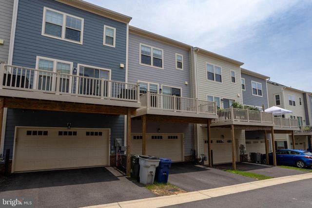 9365 BARNES LOOP, Manassas, VA 20110