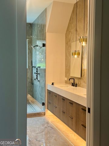 372 Chattahoochee Street, Roswell, GA 30075