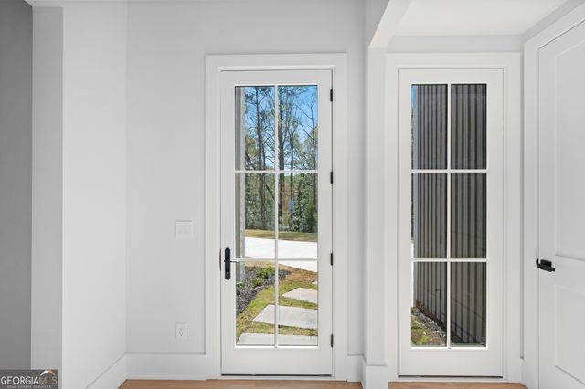 372 Chattahoochee Street, Roswell, GA 30075