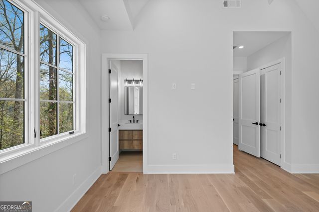 372 Chattahoochee Street, Roswell, GA 30075