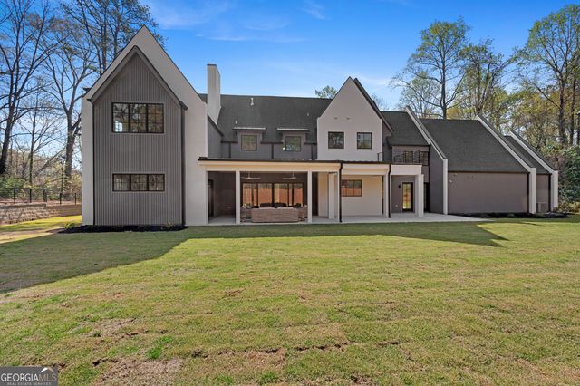 372 Chattahoochee Street, Roswell, GA 30075