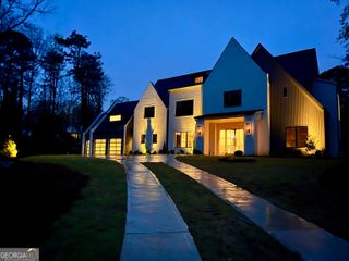 372 Chattahoochee Street, Roswell, GA 30075