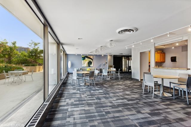 4343 N Clarendon Avenue 2613, Chicago, IL 60613