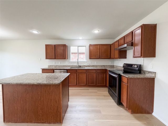 3220 Brixton Drive, Fort Worth, TX 76137