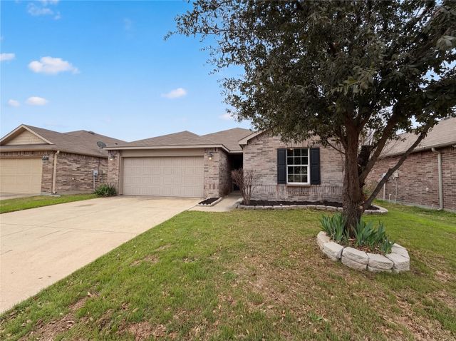 3220 Brixton Drive, Fort Worth, TX 76137
