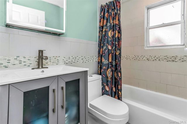 1395 Exeter Street, North Baldwin, NY 11510