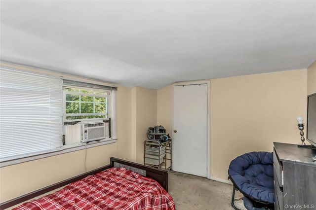 1395 Exeter Street, North Baldwin, NY 11510