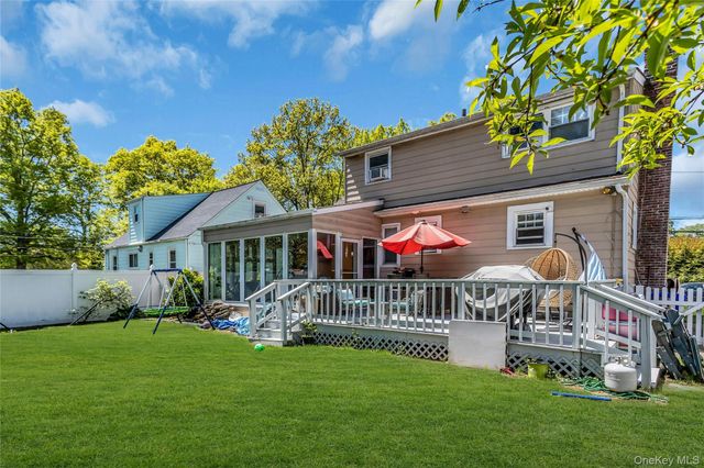1395 Exeter Street, North Baldwin, NY 11510
