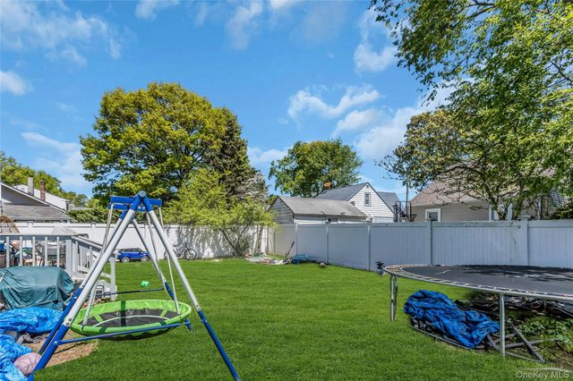 1395 Exeter Street, North Baldwin, NY 11510