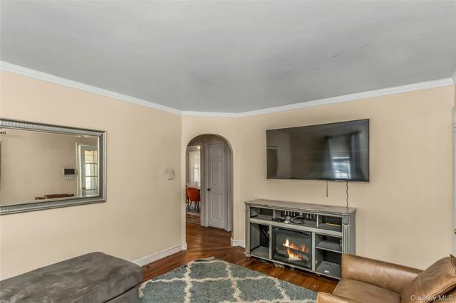 1395 Exeter Street, North Baldwin, NY 11510