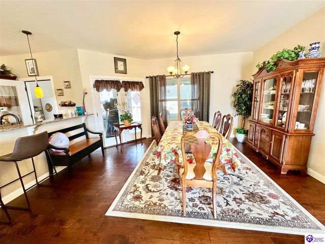 202 Sangria Drive, Vine Grove, KY 40175