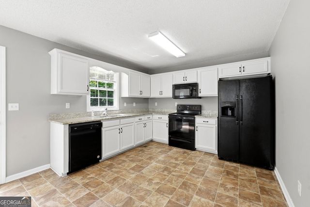 350 Norton Drive, Dallas, GA 30157