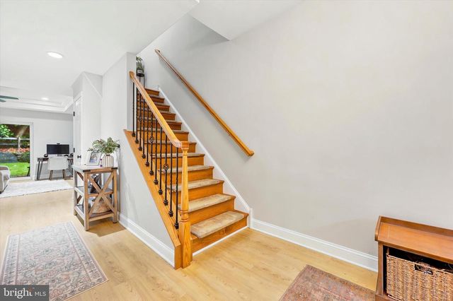 257 PAOLI AVE, Philadelphia, PA 19128