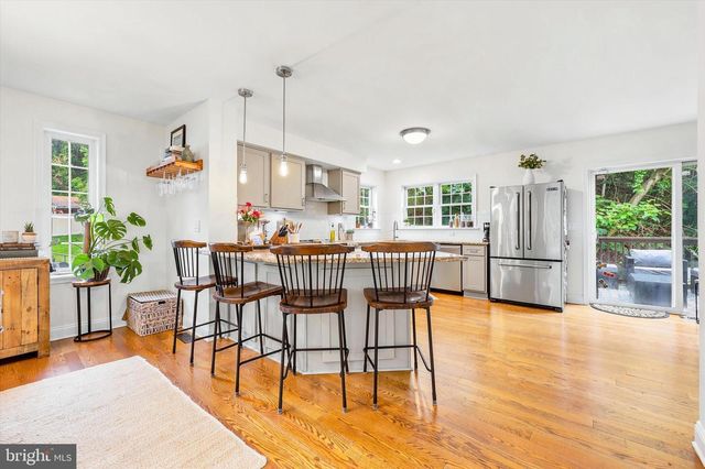 257 PAOLI AVE, Philadelphia, PA 19128