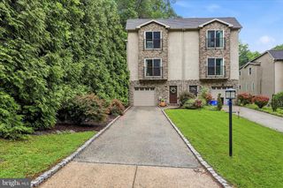257 PAOLI AVE, Philadelphia, PA 19128