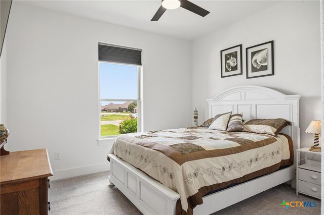 11205 Golden Eagle Avenue, Salado, TX 76571