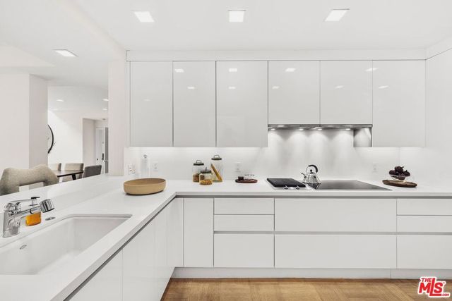 110 Ocean Park Boulevard 504, Santa Monica, CA 90405