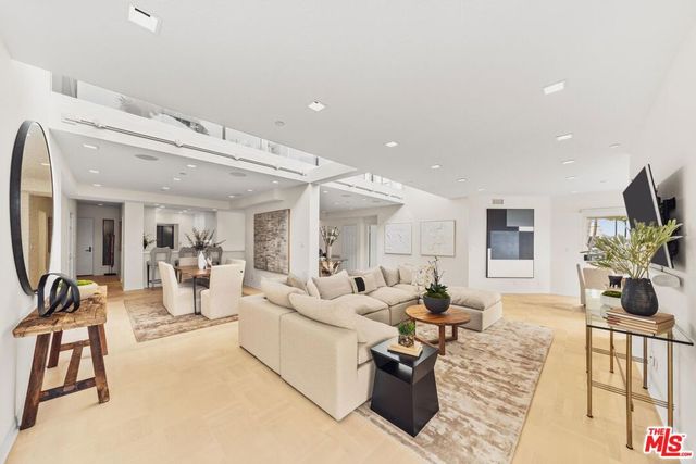 110 Ocean Park Boulevard 504, Santa Monica, CA 90405