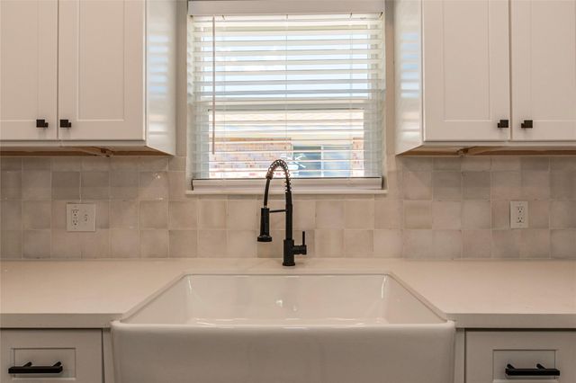 4813 Cedar Street, Pasadena, TX 77586