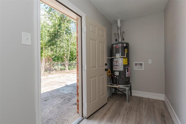 4813 Cedar Street, Pasadena, TX 77586