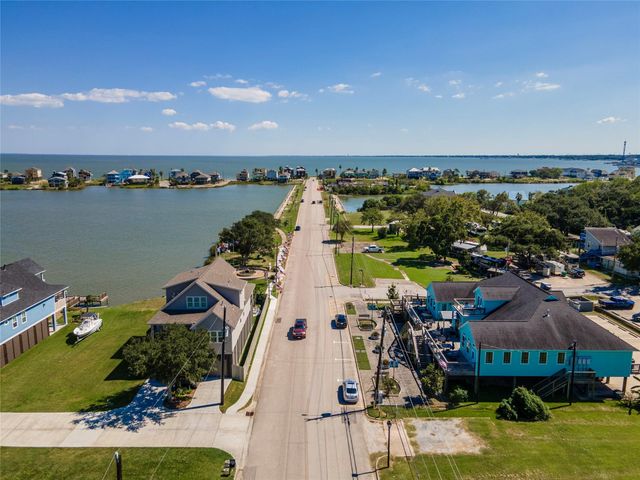 4813 Cedar Street, Pasadena, TX 77586