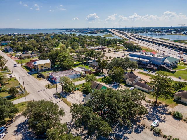 4813 Cedar Street, Pasadena, TX 77586