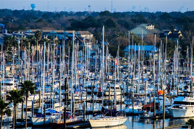 4813 Cedar Street, Pasadena, TX 77586