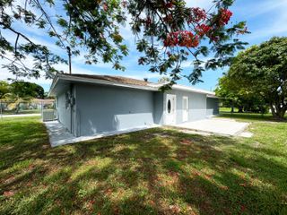 702 NE Lanfair Street, Port St. Lucie, Port St Lucie, FL 34983