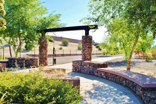 1319 S Sabino Drive, Gilbert, AZ 85296