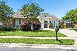 8910 Glenfield Dr, Saint George, LA 70809