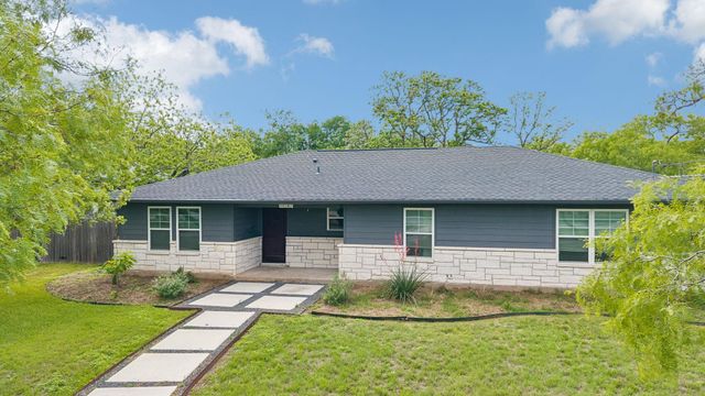 12747 Burson DR, Manchaca, TX 78652